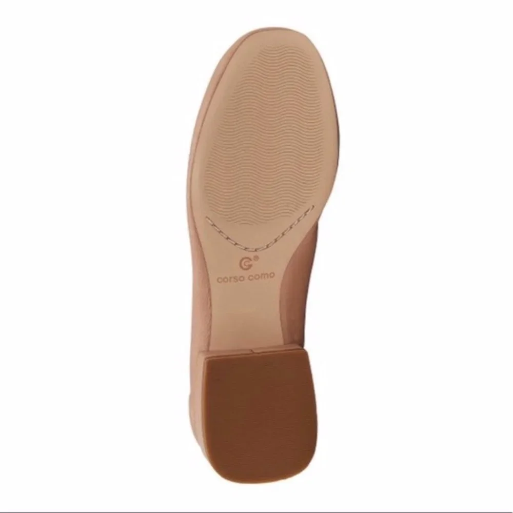 REDUCED CORSO COMO Honey Dew Beige Leather Asymmetr Comfort Pump 9.5 M BETSIE